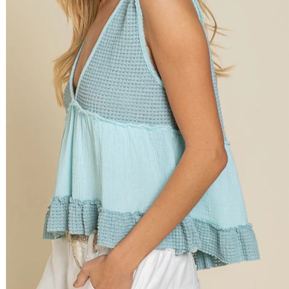 Brand new POL top - Picture 2 of 3